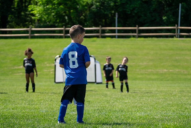 绩进一步滑 绩进一步滑